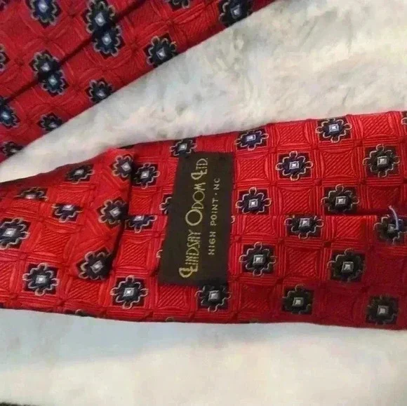 Men's tie - Picture 3 of 6